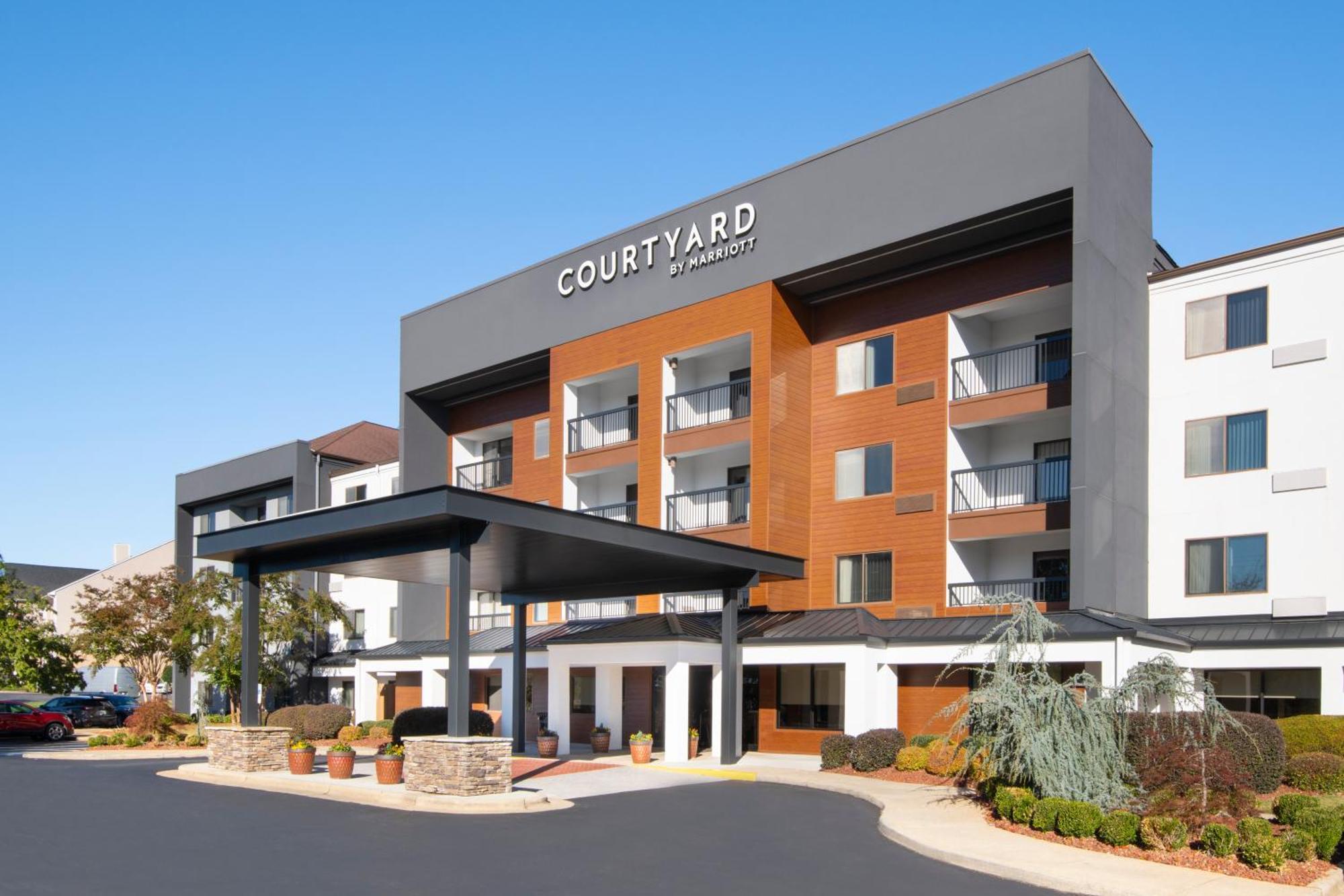 Courtyard By Marriott Burlington Hotel Ngoại thất bức ảnh